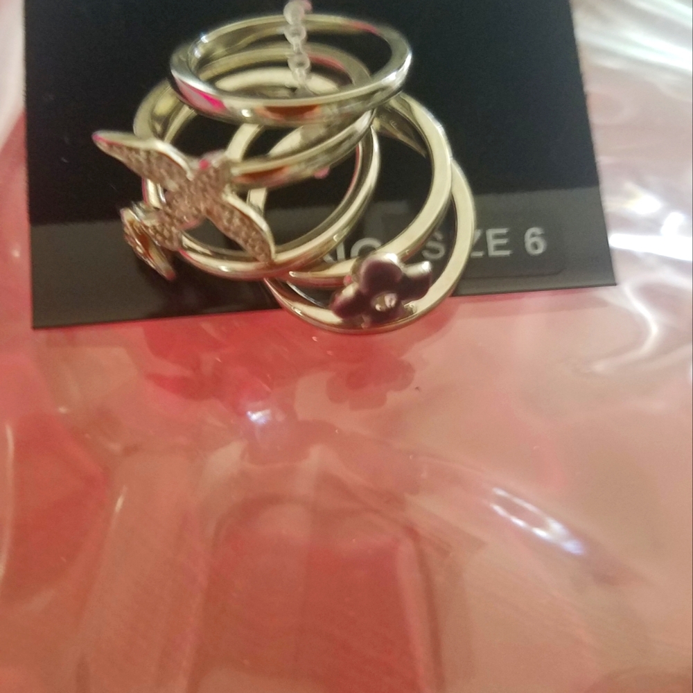 Stack rings